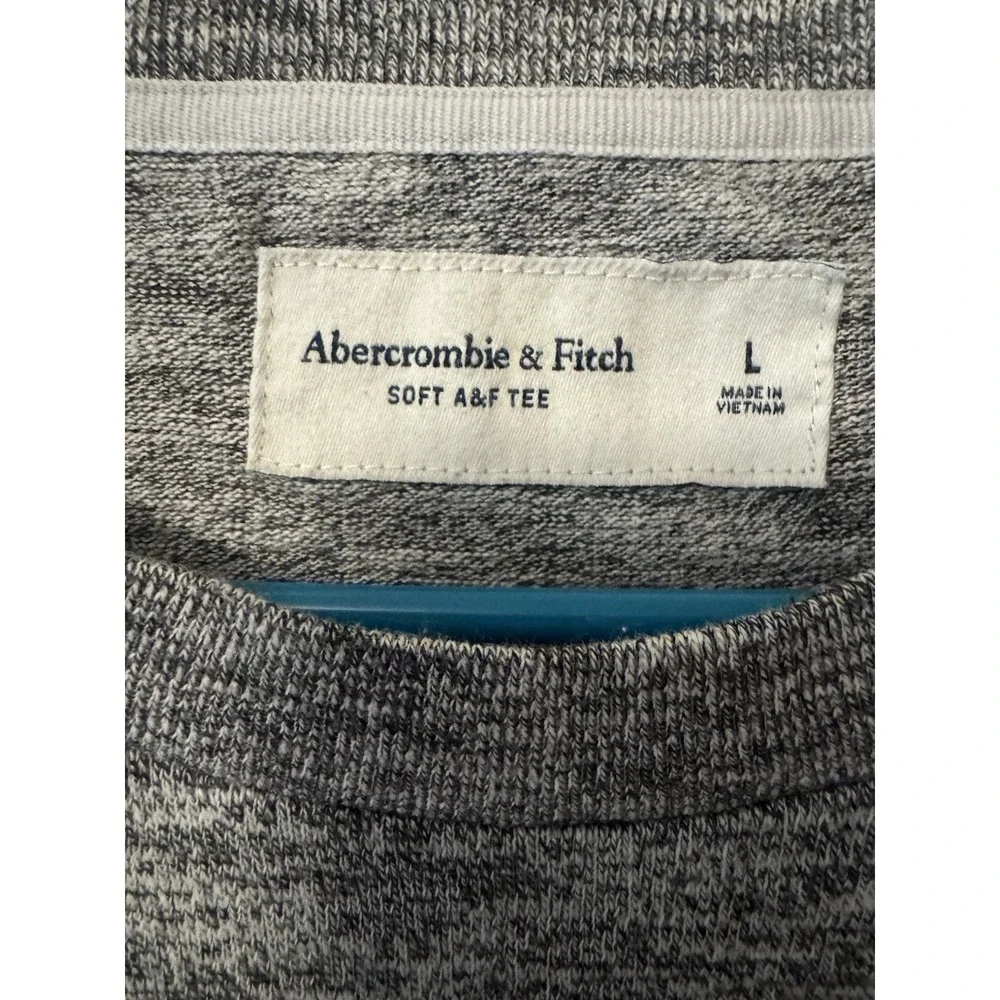 Abercrombie & Fitch Men's Gray Knit Crew Neck Pullover Sweater Logo Size L